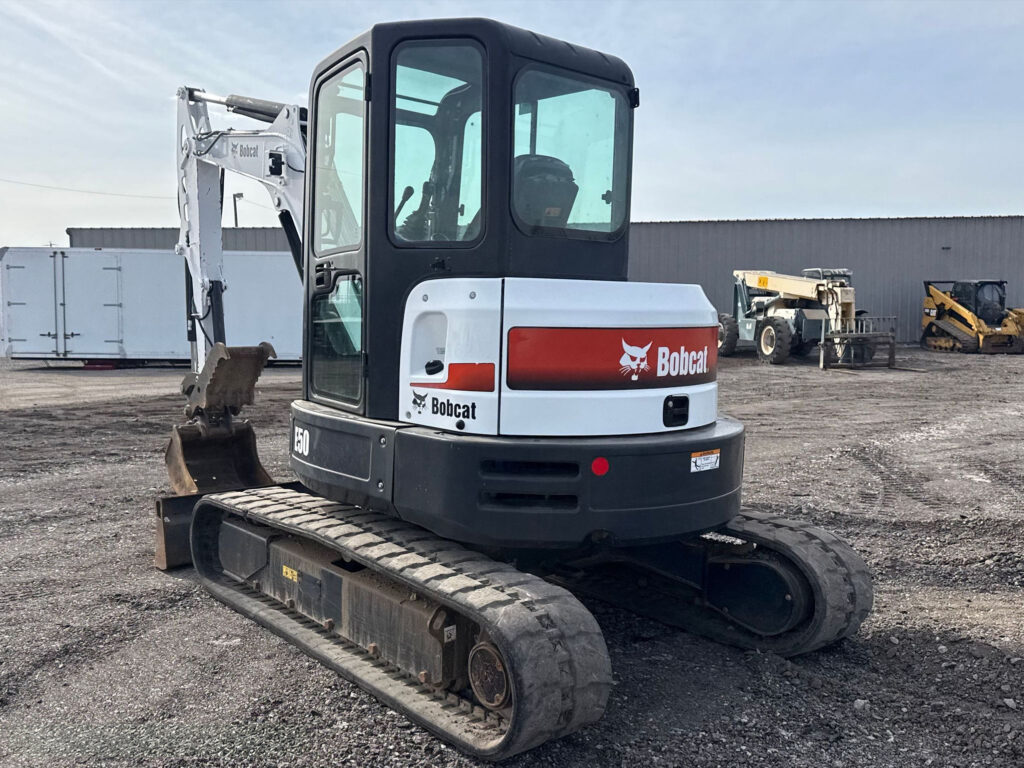 2015	Bobcat	E50